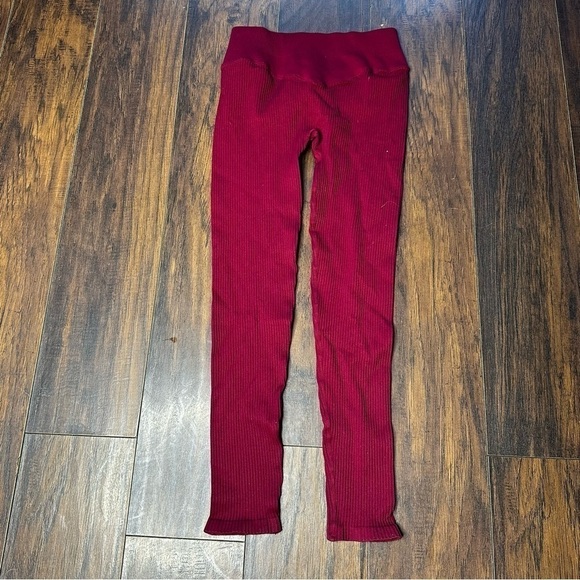 NUX Active Red 7/8 Ribbed Leggings - Picture 2 of 4